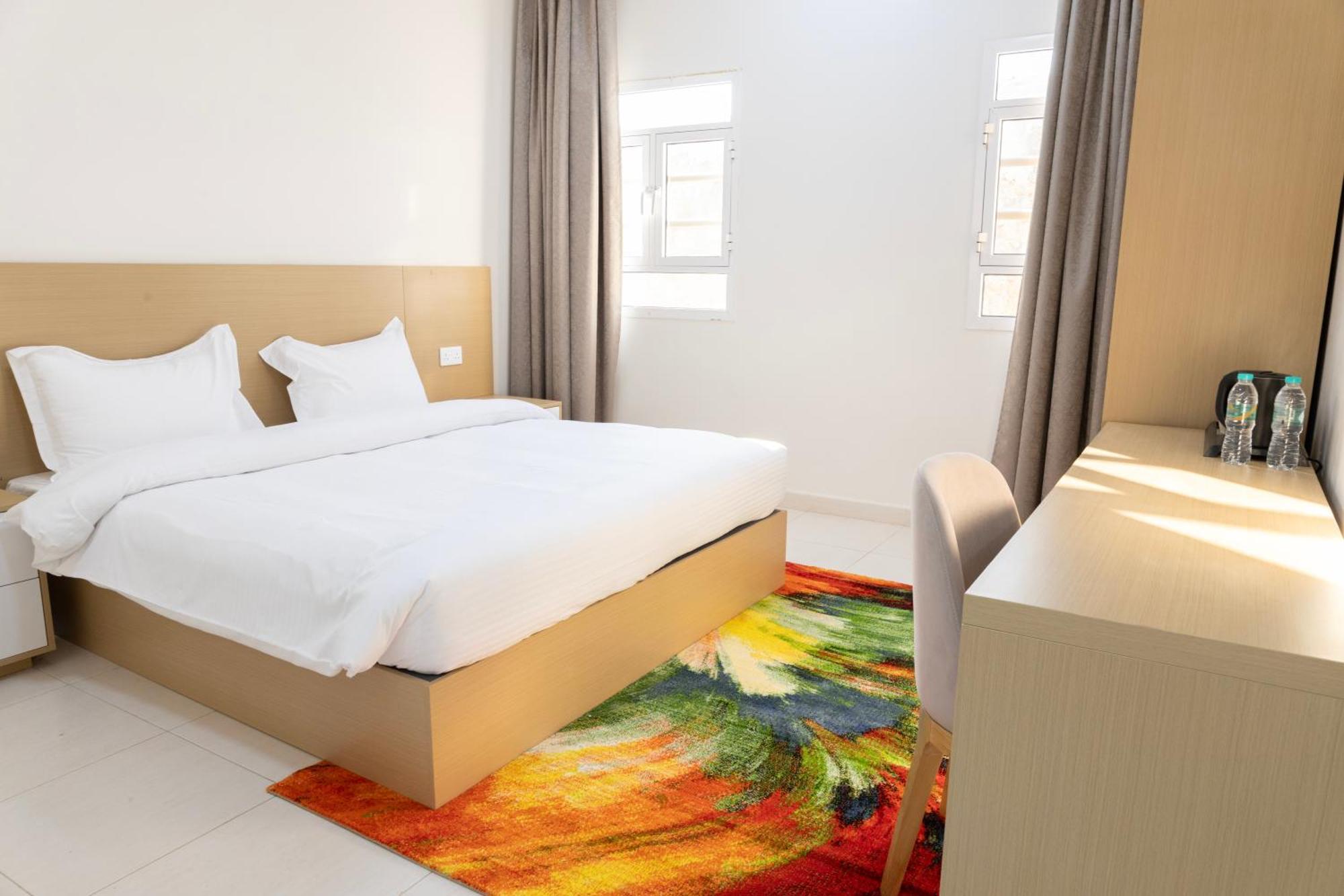 Riviera Suites , Hotel Apartement 苏尔 外观 照片
